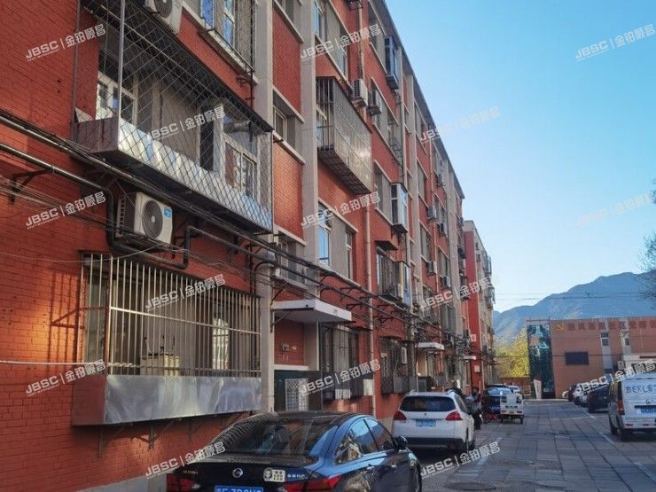 房山区 燕山迎风三里9号楼4单元501室