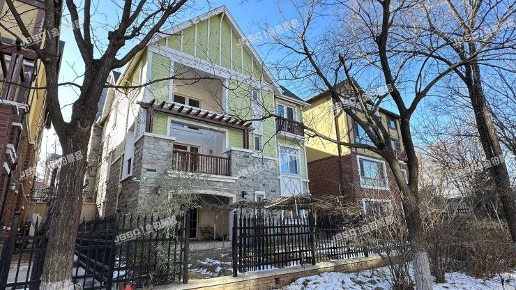 昌平区 枫树家园五区42号-1至2层（温哥华森林）别墅