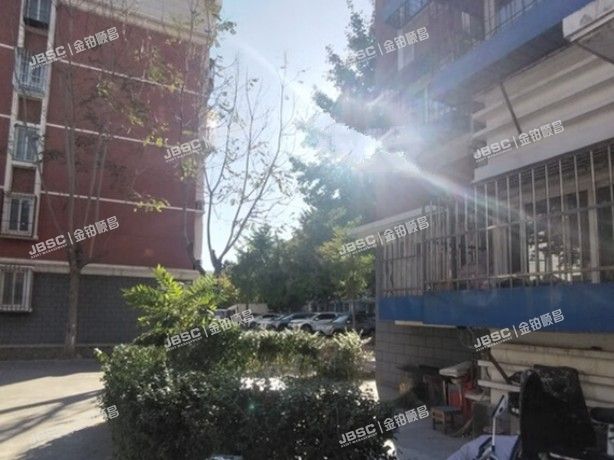 大兴区 鹿海园一里6号楼1单元502室