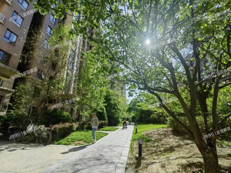 大兴区 文化园西路8号院17号楼5层2单元601室（林肯公园）