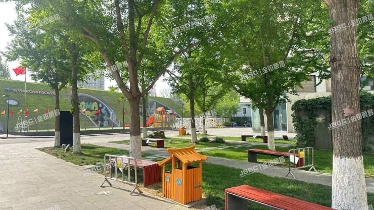 东城区 香河园街1号院北区5号楼306室（当代MOMA）