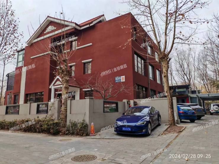 房山区 良乡地区瑞宸家园8号楼1至3层01（海逸半岛）别墅