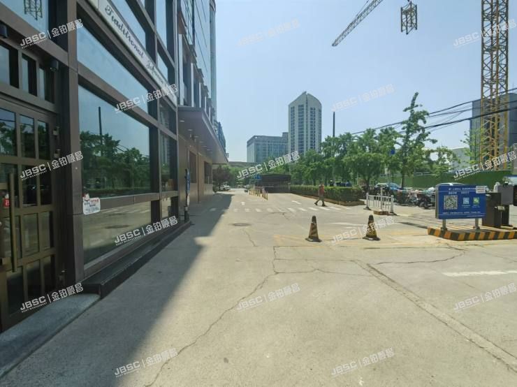 朝阳区 亮马桥路39号北京康丽大厦101至901室共51套及地下二层车位（第一上海中心）