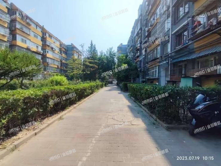 房山区 良乡西潞园二里1号楼3层4-302室