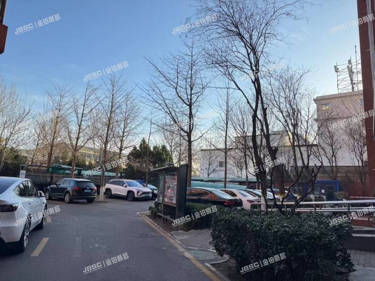 大兴区 欣荣北大街18号院5号楼8层802室（鸿坤理想城派郡）