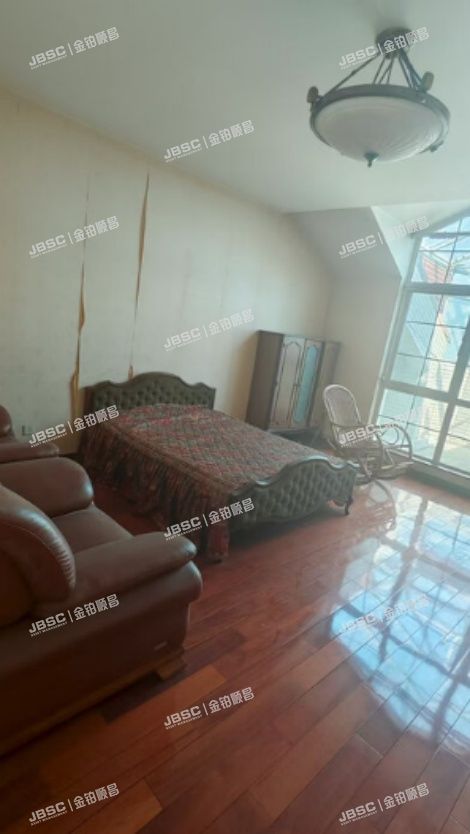 丰台区 枫竹苑一区52号楼03(未来假日花园）