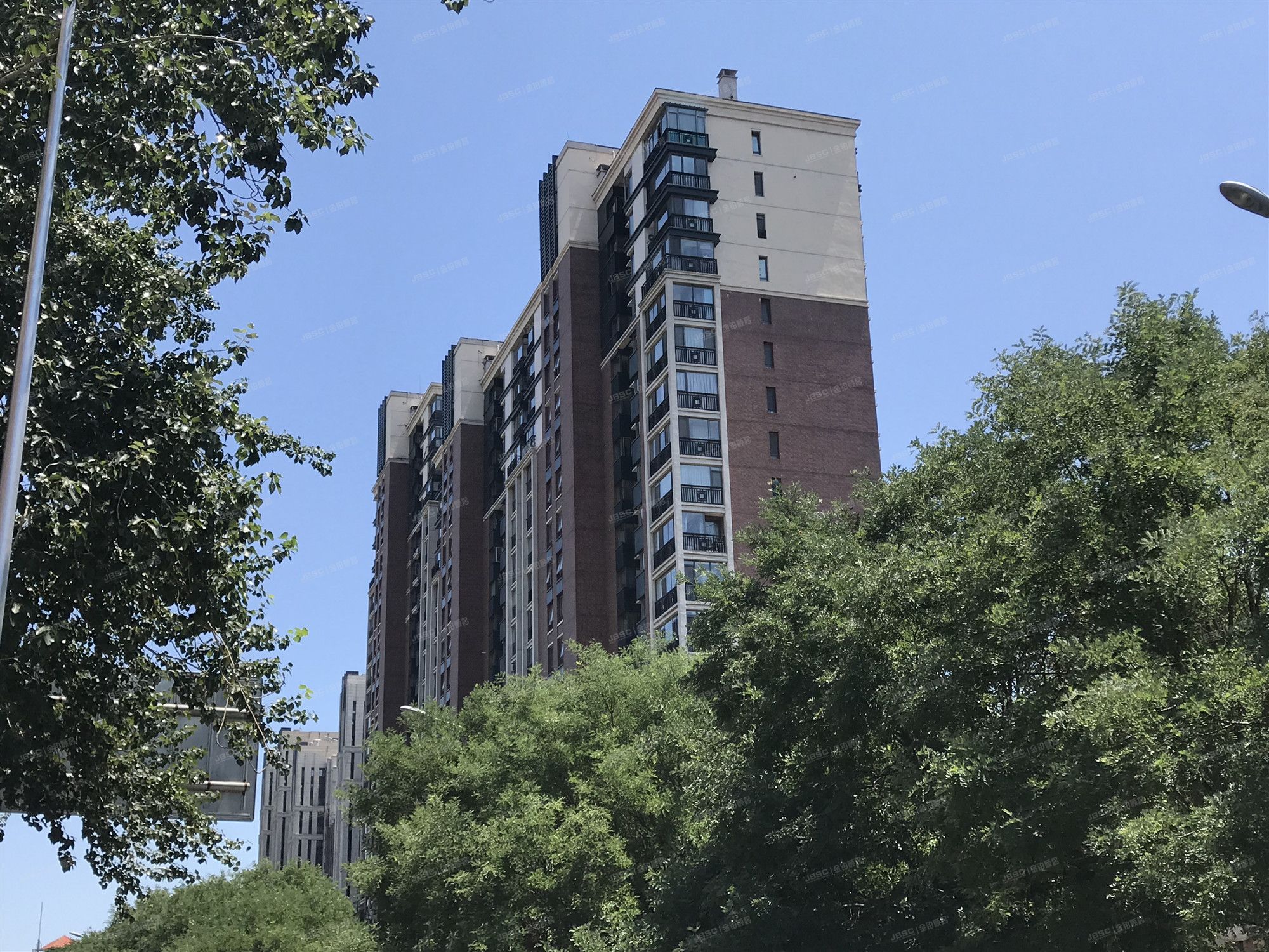 海淀区   橡树湾7号楼6层1单元705室