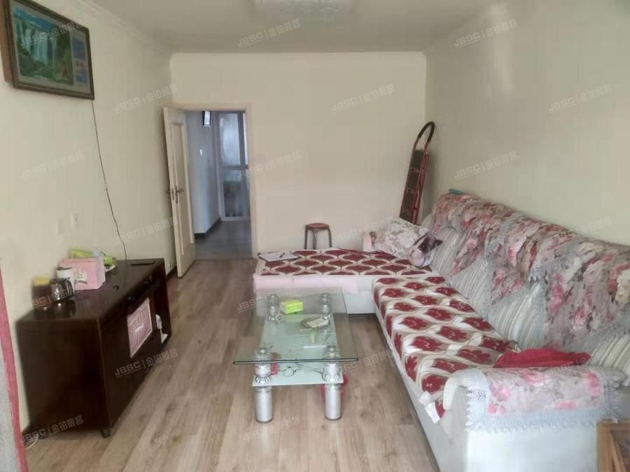 昌平区  东关南里小区38号楼5单元4号