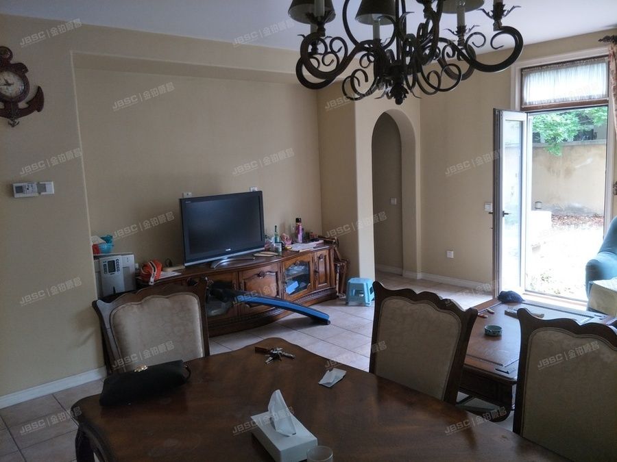 ※昌平区  纳帕溪谷7-68号-1至2层  别墅