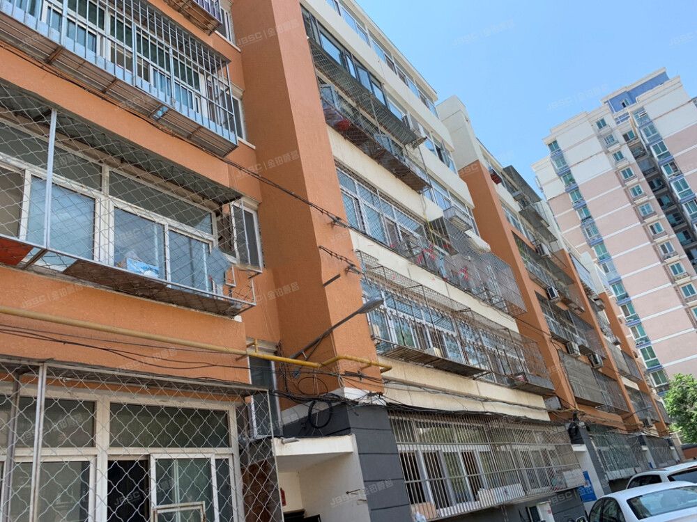 延庆区 高塔小区46号楼301室