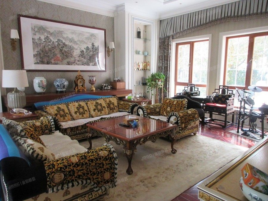 ※顺义区 康柏园三期2（莱蒙湖）2073幢-1至2层 别墅