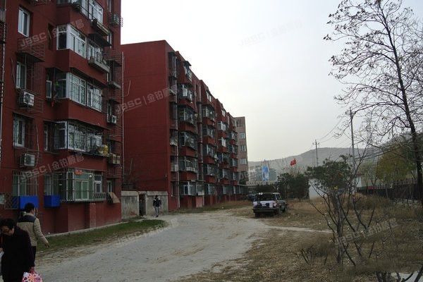 海淀区 兰园小区2号楼1单元502号