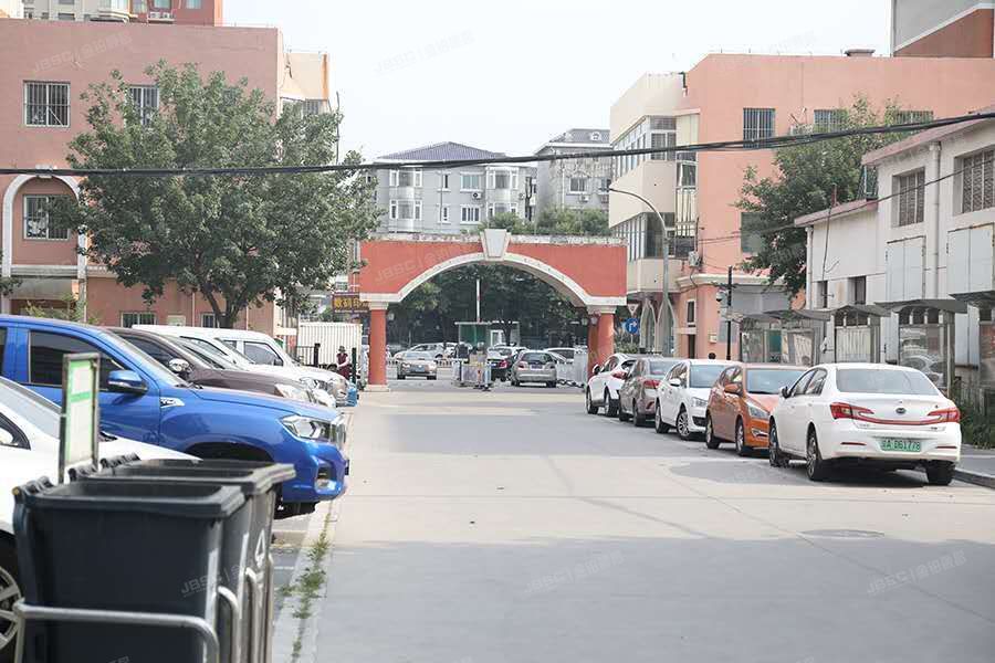 昌平区 东关南里28号楼2单元6层12号