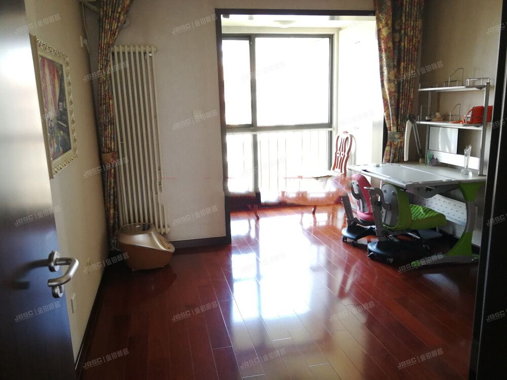 朝阳区 润枫水尚东区8号楼6单元11层1201室