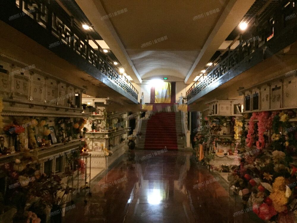 延庆区 八达岭镇三堡村的房产、土地使用权、资产（福位等）及附属设施  商业