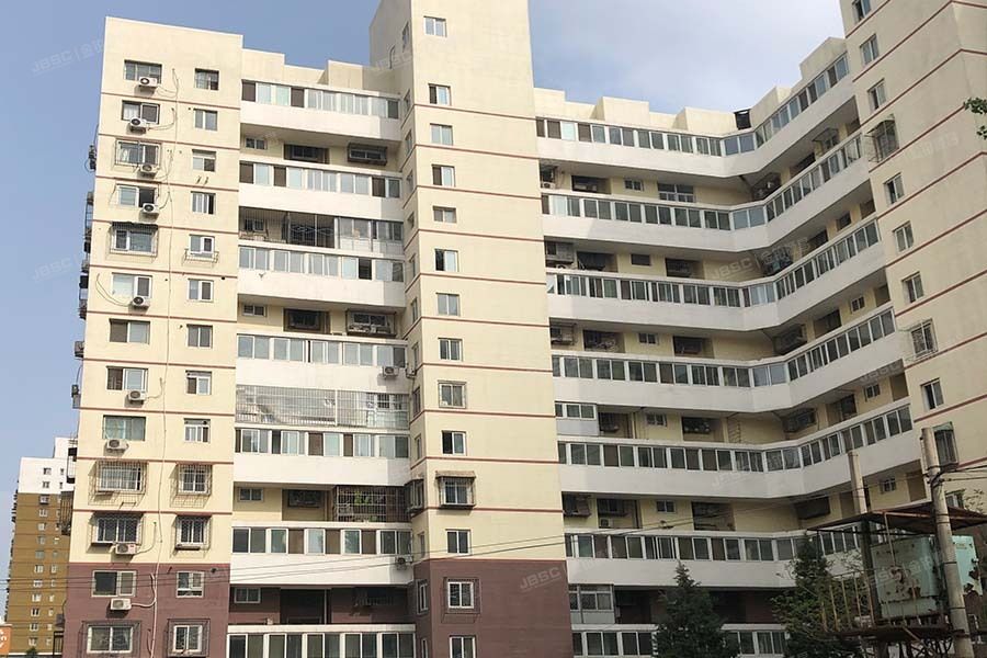 丰台区芳群园三区15号楼15-45-1011号、15-29-1318号