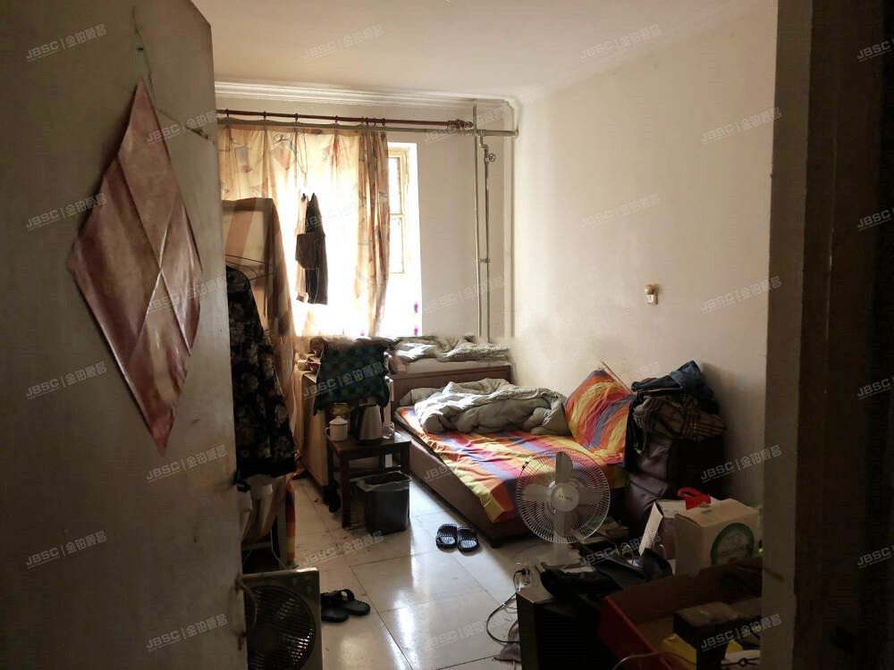 海淀区 北蜂窝路22号2号楼4单元1层2号（铁东小区）