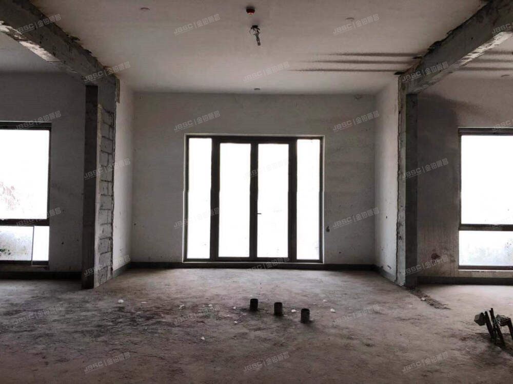 通州区 榆滨芳苑二区5号楼-1至2层101号（格拉斯小镇）