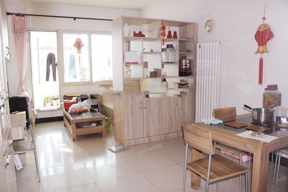 通州区 台湖镇次渠大街19号11号楼6层562（华馨园）