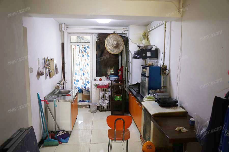 昌平区东小口镇东辰小区12号楼1单元502（原14号楼）