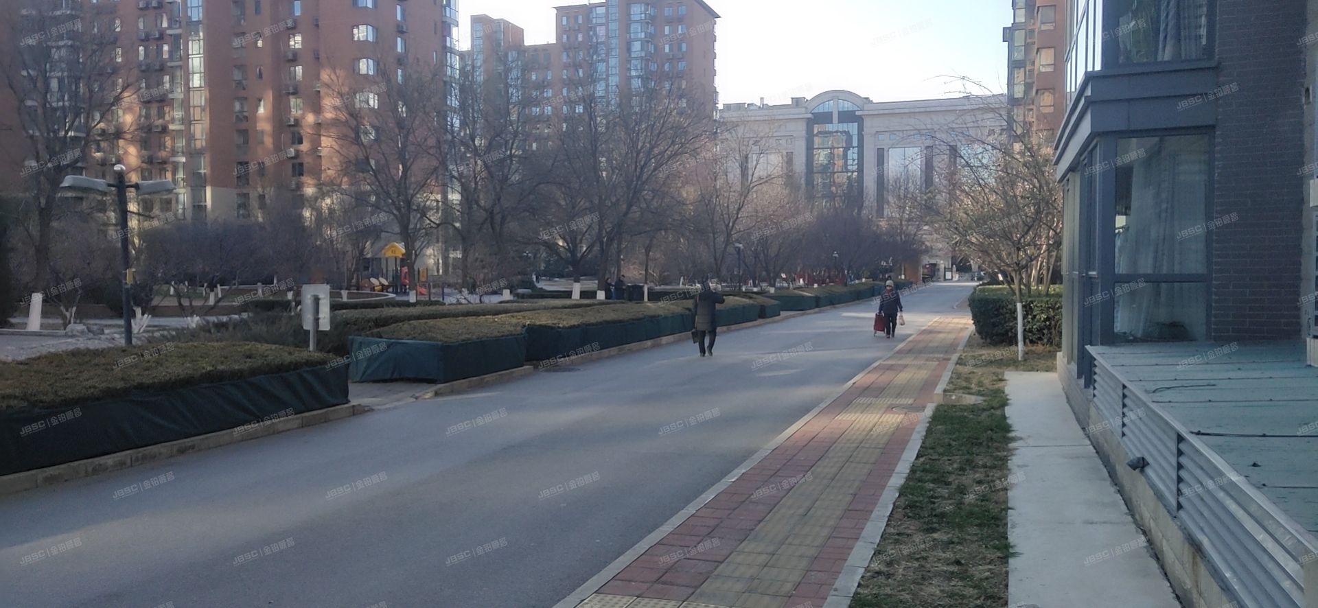 ※海淀区西翠路17号院11号楼2单元202号（紫金长安）