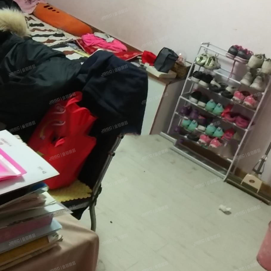 房山区窦店镇腾龙家园二区1号楼3层2单元301