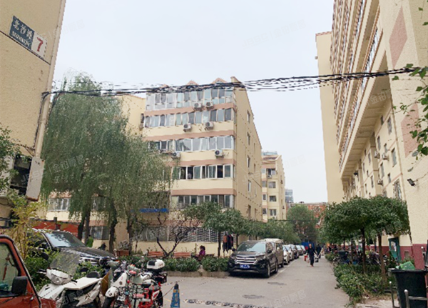 朝阳区 北沙滩5号楼2层1门202（中和家园小区）