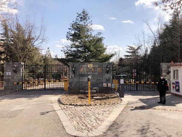 昌平区 百葛路366号院二区9-5号-1至2层9-5（香江别墅）