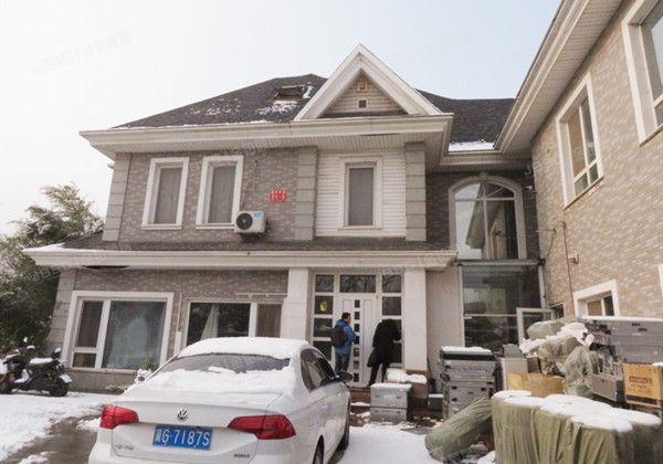 昌平区 沙河办事处豆各庄村21-3幢1至2层（碧水庄园二期）别墅