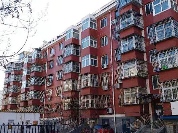 密云区 沙河东区10号楼5层4单元502号（燕语华庭）