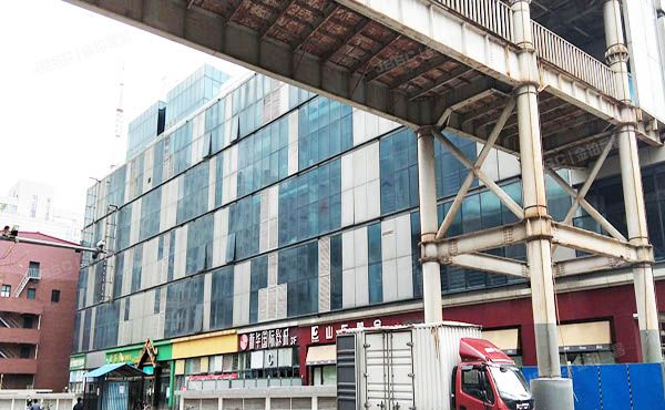 海淀区 北三环西路甲18号院3号楼1层1056（大钟寺中坤广场）