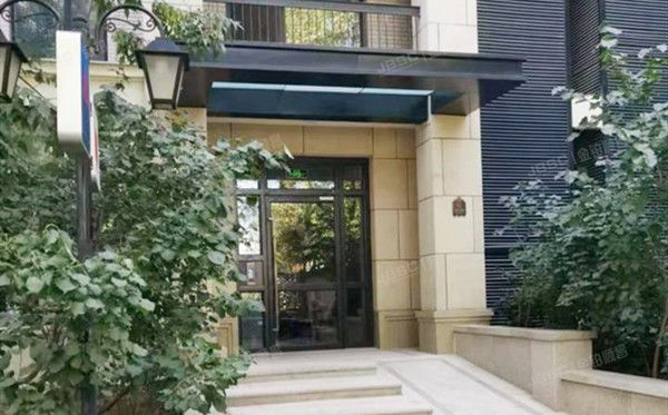 顺义区 春晖园随园小区60号楼2单元301号+车位