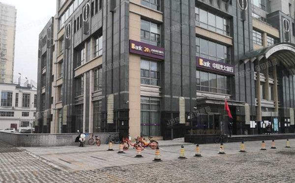 朝阳区 东三环南路甲52楼1至3层商2（顺迈金钻）商业