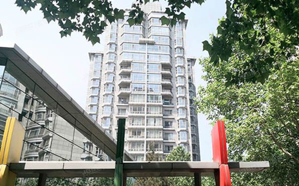 朝阳区 永安东里甲3号院4号楼102号（通用时代国际公寓）带院子