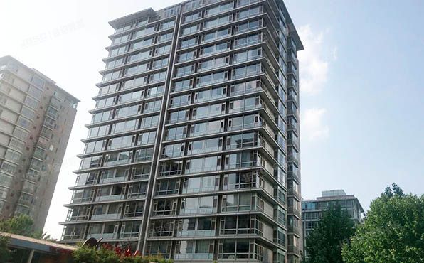 海淀区 主语家园6号楼15层2单元1702室+车位