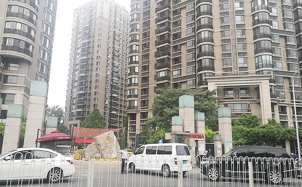 东城区香河园街1号院12号楼19层2204号（万国城MOMA）