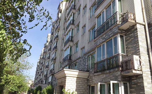 海淀区 蓝靛厂晴雪园1号楼1单元6C