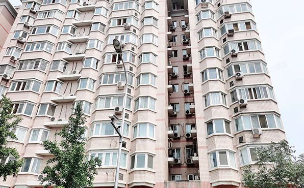 东城区 花市南里西区10号楼5层3单元0504（新景家园）