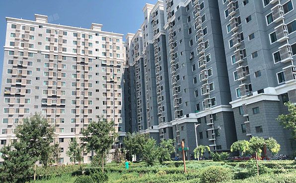 海淀区 永定路52号107楼4单元3层302号 央产经适房