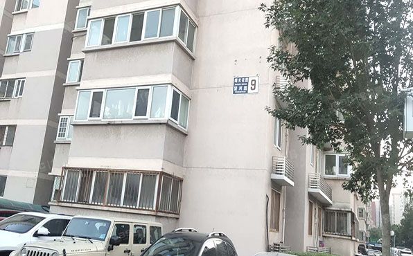 海淀区 曙光花园望河园9号楼1层104