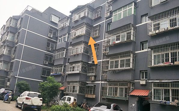 房山区 城关街道兴房苑4号楼1单元402号