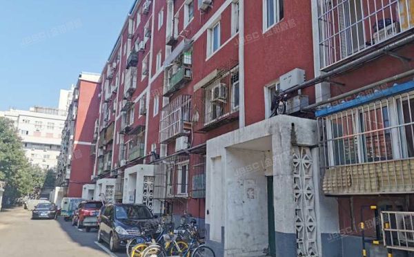 海淀区 永定路57号2区228号8单元6号