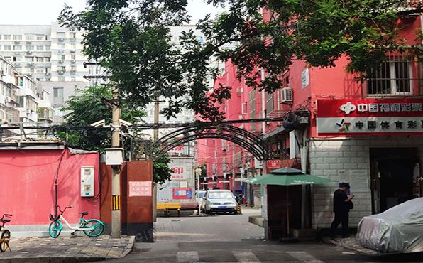 西城区 北礼士路70号院塔3号楼504号（地质部宿舍）