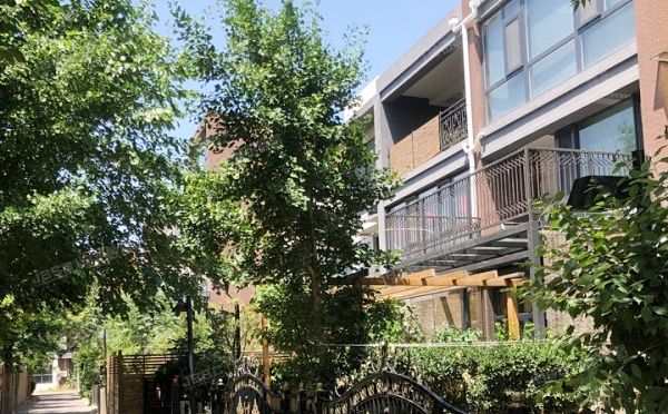 通州区 东潞苑五区3号楼1至3层112号（尚东庭东区）