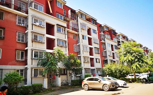 昌平区 龙锦苑东一区6号楼4层1单元402号