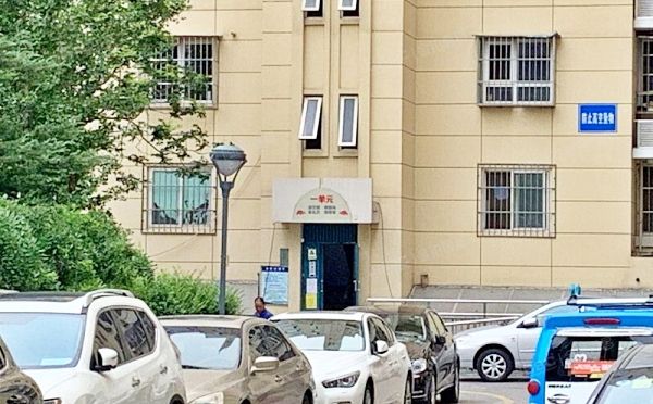 石景山区 依翠园20号楼12层1单元1202（京韵梨园）