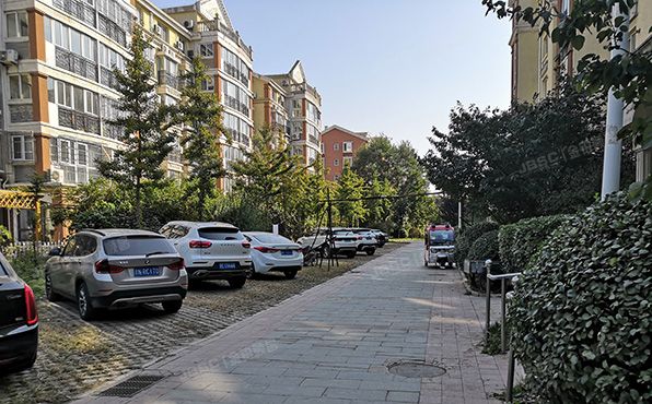 房山区 汇丰街4号院6号2层3单元202号（世界名园B区）