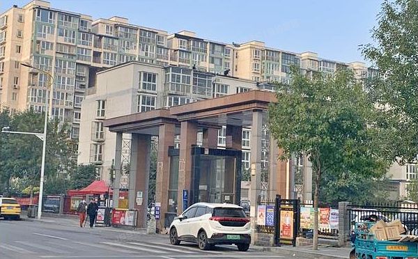 通州区 群芳一园104号楼2层6单元202（久居雅园）