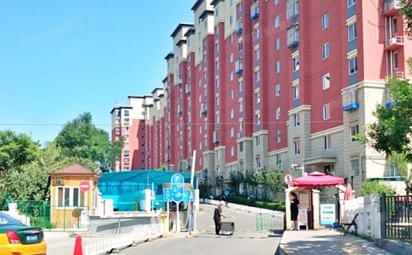 石景山区 隆恩寺路18号院12号楼3层五单元303（隆恩寺路18号院）