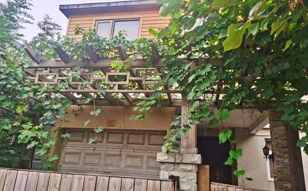 顺义区 金宝花园56号楼1-2层56号（金宝花园南区）别墅